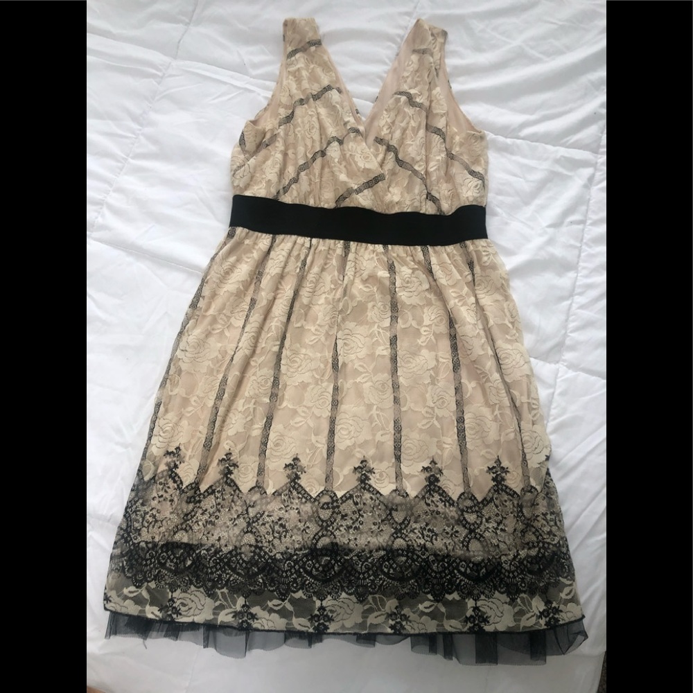 Women’s Champagne and black lace Mandee’s dress